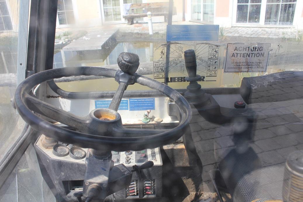 Liebherr A 900 B - Кабина за Градежна машина: слика 4 Liebherr A 900 B - Кабина за Градежна машина: слика 4