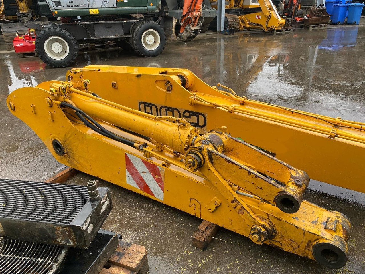 Liebherr A902 LIT - Брана: слика 1 Liebherr A902 LIT - Брана: слика 1