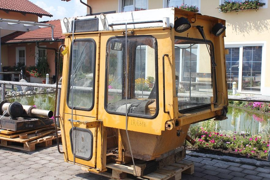 Liebherr LR 631 - Кабина за Градежна машина: слика 1 Liebherr LR 631 - Кабина за Градежна машина: слика 1