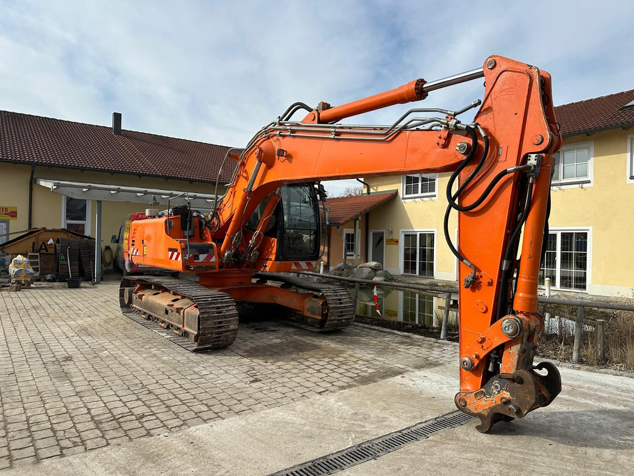 Liebherr R 916 LC - Багер гасеничар: слика 2 Liebherr R 916 LC - Багер гасеничар: слика 2