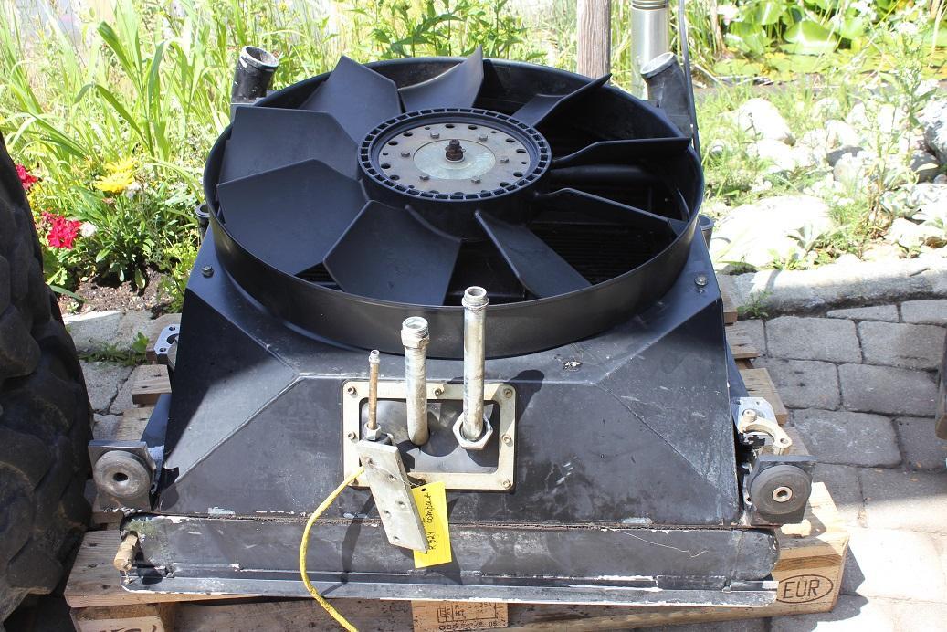 Liebherr R 924 compact - Систем за ладење за Градежна машина: слика 1 Liebherr R 924 compact - Систем за ладење за Градежна машина: слика 1