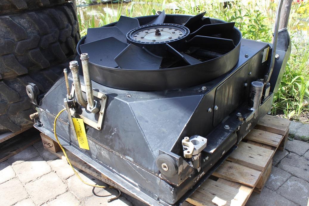 Liebherr R 924 compact - Систем за ладење за Градежна машина: слика 3 Liebherr R 924 compact - Систем за ладење за Градежна машина: слика 3