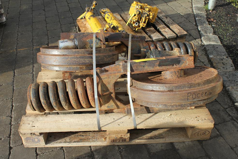 Poclain 90 - Делови за подвозје за Градежна машина: слика 3 Poclain 90 - Делови за подвозје за Градежна машина: слика 3