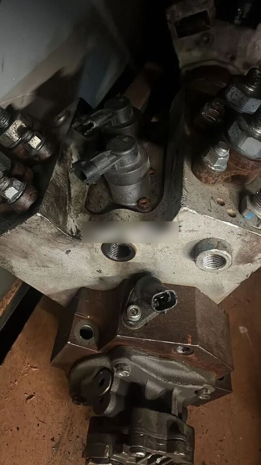 Bosch Pompa Wysokiego Ciśnienia MAN "V" MAN 51.11103-7762 F00BC0 51.11103-7762   truck - Пумпа за гориво за Камион: слика 4 Bosch Pompa Wysokiego Ciśnienia MAN "V" MAN 51.11103-7762 F00BC0 51.11103-7762   truck - Пумпа за гориво за Камион: слика 4