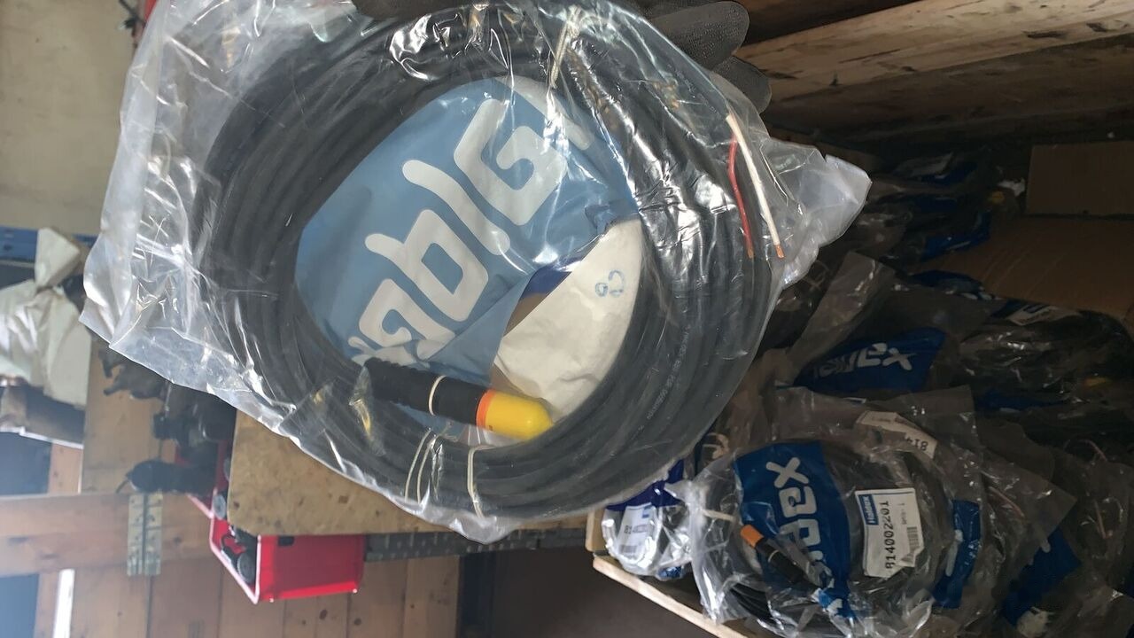 Haldex elektryczny EBS 24V 4m - Линија/ Црево за кочници за Камион: слика 4 Haldex elektryczny EBS 24V 4m - Линија/ Црево за кочници за Камион: слика 4