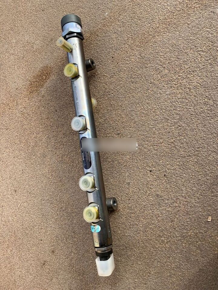 Listwa wtryskowa Bosch D E6 0445214248 IVECO Daily 3.0L - Систем за гориво за Камион: слика 2 Listwa wtryskowa Bosch D E6 0445214248 IVECO Daily 3.0L - Систем за гориво за Камион: слика 2