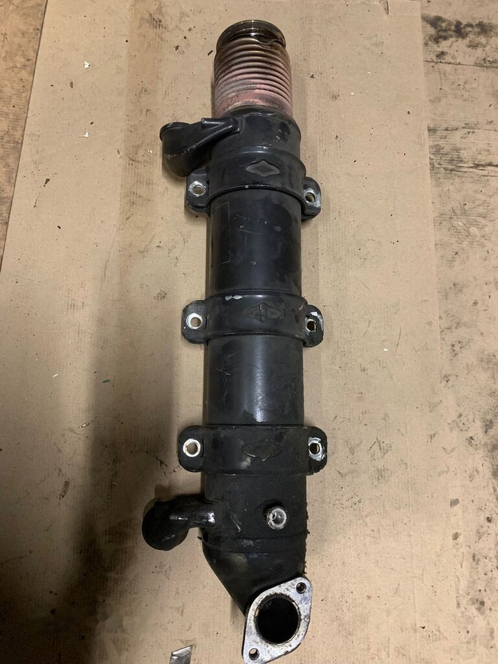 RECYRKULATOR SPALIN EGR SOLARIS CUMMINS ISL 5347234 - Мотор и делови за Камион: слика 2 RECYRKULATOR SPALIN EGR SOLARIS CUMMINS ISL 5347234 - Мотор и делови за Камион: слика 2