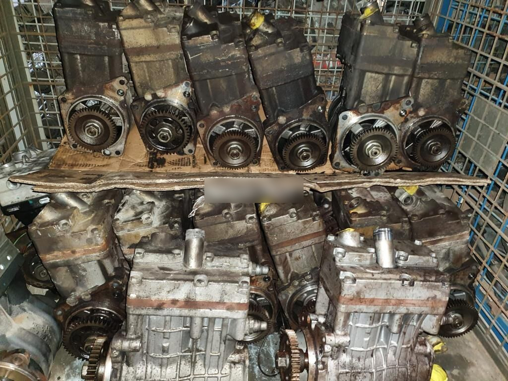 Voith LP490 A4711303215 Mercedes-Benz Actros MP4 Euro 6 A4711303215 Hurt Voith Wabco - Компресор на воздушна кочница за Камион: слика 4 Voith LP490 A4711303215 Mercedes-Benz Actros MP4 Euro 6 A4711303215 Hurt Voith Wabco - Компресор на воздушна кочница за Камион: слика 4