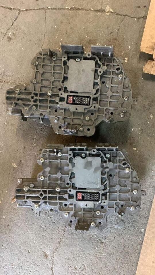 Wybierak Skrzyni Biegów Mercedes Actros MP4 A9612604863 / 421353 - Хидрауличен вентил за Камион: слика 4 Wybierak Skrzyni Biegów Mercedes Actros MP4 A9612604863 / 421353 - Хидрауличен вентил за Камион: слика 4