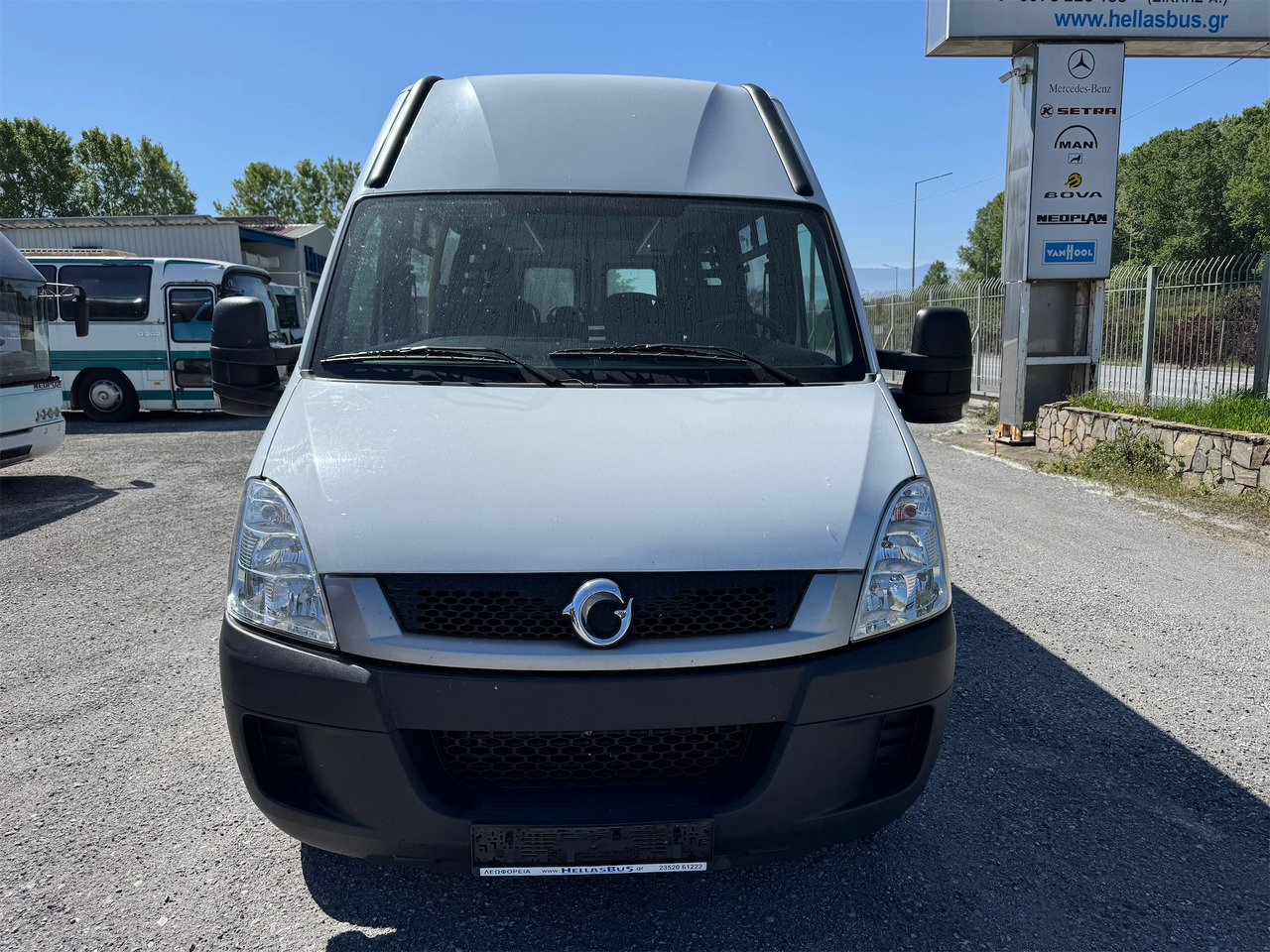 IVECO DAILY WAY (2012) - Патнички вагон автобус: слика 2 IVECO DAILY WAY (2012) - Патнички вагон автобус: слика 2