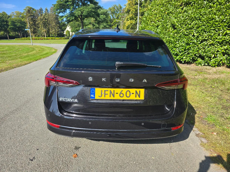 Škoda Octavia Combi 1.0 Benzine - Автомобил: слика 4 Škoda Octavia Combi 1.0 Benzine - Автомобил: слика 4