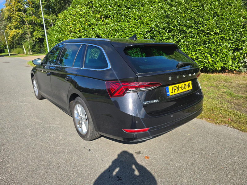 Škoda Octavia Combi 1.0 Benzine - Автомобил: слика 3 Škoda Octavia Combi 1.0 Benzine - Автомобил: слика 3