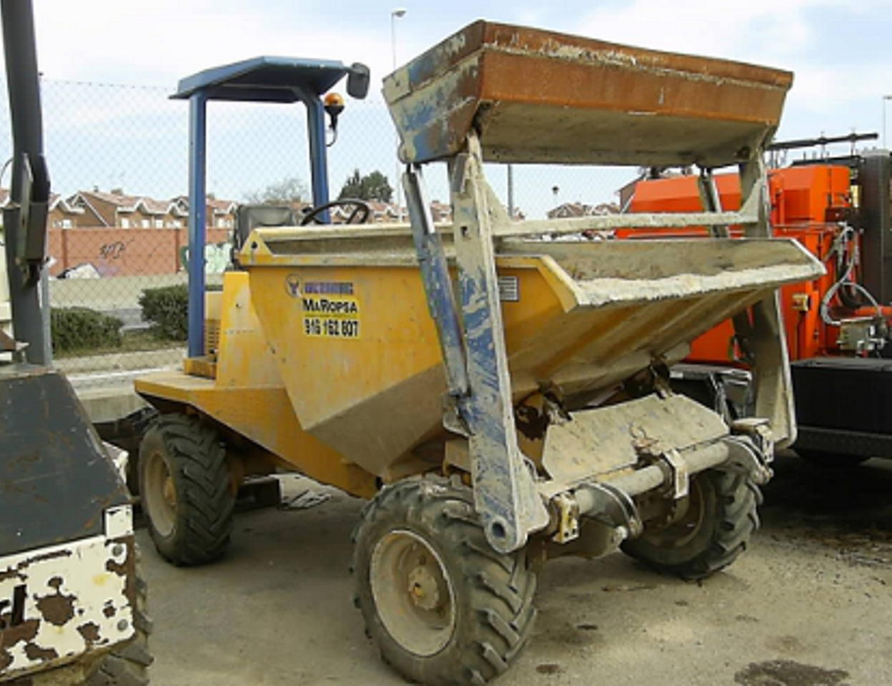 Dumper Autocargable Uromac VH 2500 - Мини истоварувач: слика 1 Dumper Autocargable Uromac VH 2500 - Мини истоварувач: слика 1