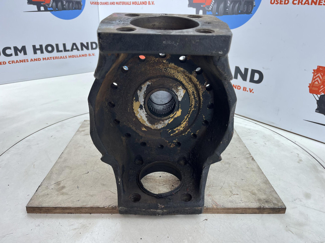 Grove AT 750 BE Steering knuckle 16 holes - Рукавец за Мобилен кран: слика 5 Grove AT 750 BE Steering knuckle 16 holes - Рукавец за Мобилен кран: слика 5