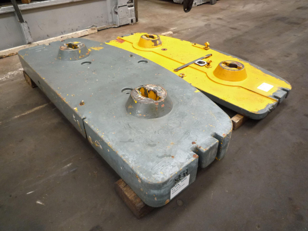 Grove GMK 3050 counterweight 3,5 ton - Противтежа за Мобилен кран: слика 1 Grove GMK 3050 counterweight 3,5 ton - Противтежа за Мобилен кран: слика 1