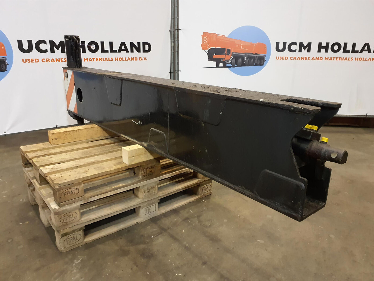 Grove GMK 3055 sliding beam complete rear - Суспензија за Мобилен кран: слика 3 Grove GMK 3055 sliding beam complete rear - Суспензија за Мобилен кран: слика 3