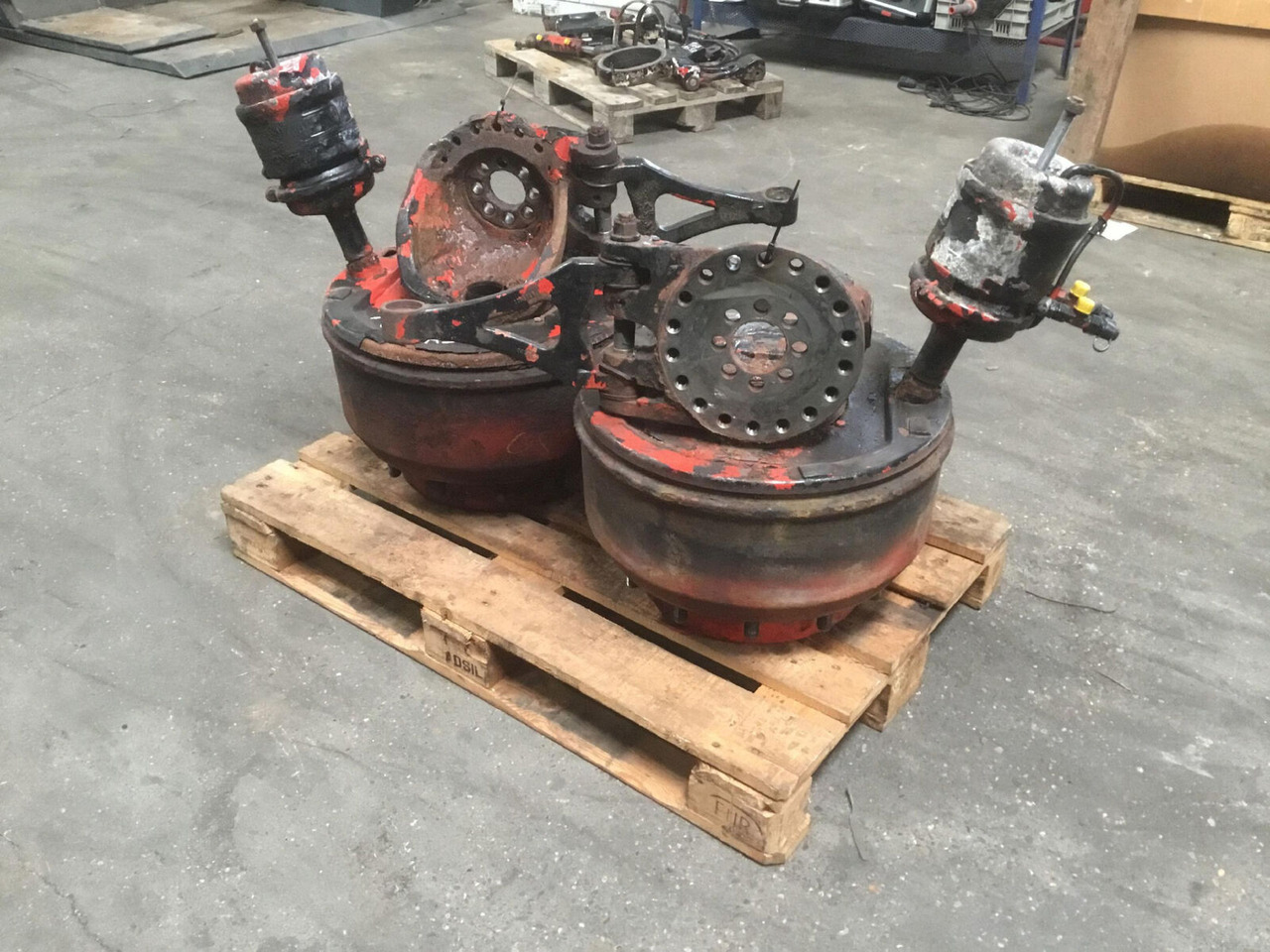 Grove GMK 5100 Megatrak axle housing - Рукавец за Мобилен кран: слика 3 Grove GMK 5100 Megatrak axle housing - Рукавец за Мобилен кран: слика 3