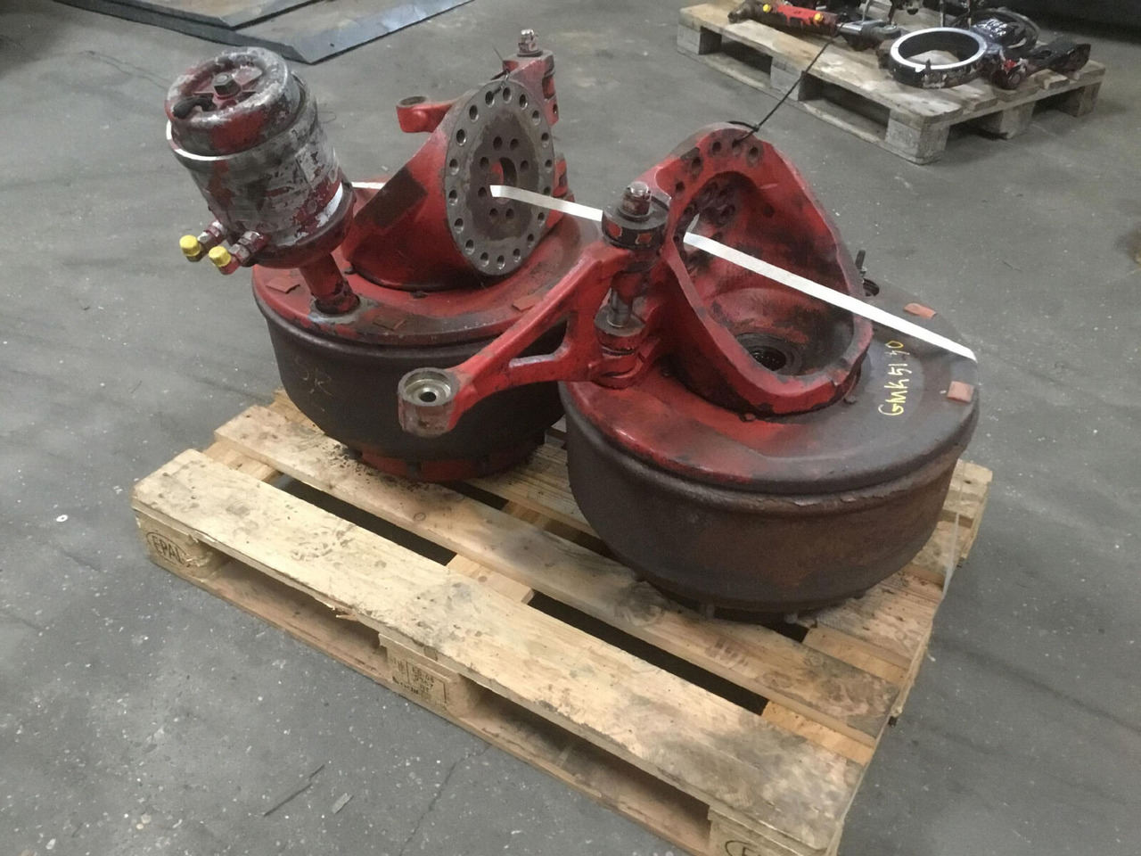 Grove GMK 5130-1 Megatrak axle house - Оска и делови за Мобилен кран: слика 3 Grove GMK 5130-1 Megatrak axle house - Оска и делови за Мобилен кран: слика 3