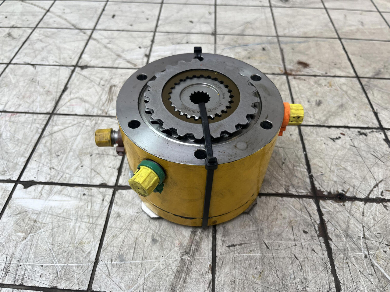 Grove GMK 6300L multiple-disk brake - Ротационен редуктор за Мобилен кран: слика 2 Grove GMK 6300L multiple-disk brake - Ротационен редуктор за Мобилен кран: слика 2