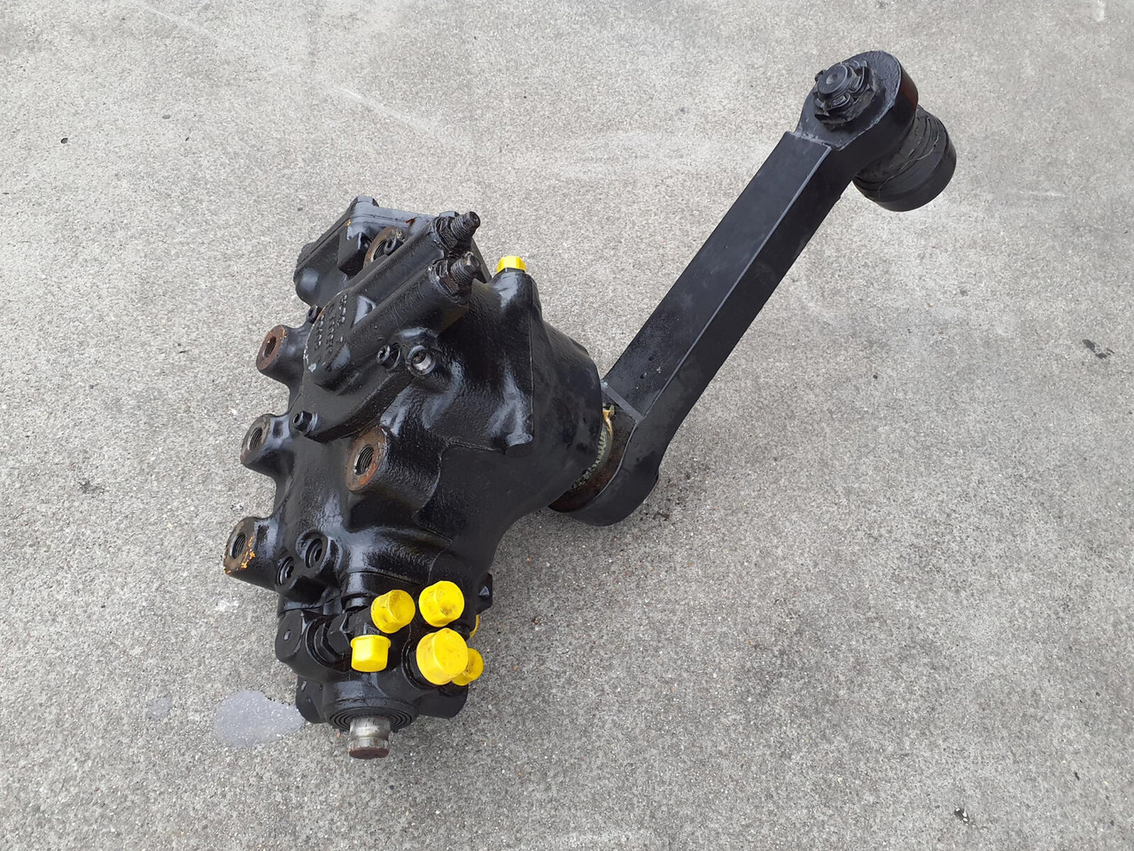Grove GMK 6400 steering box servocom-zf - Управувачки механизам за Мобилен кран: слика 2 Grove GMK 6400 steering box servocom-zf - Управувачки механизам за Мобилен кран: слика 2