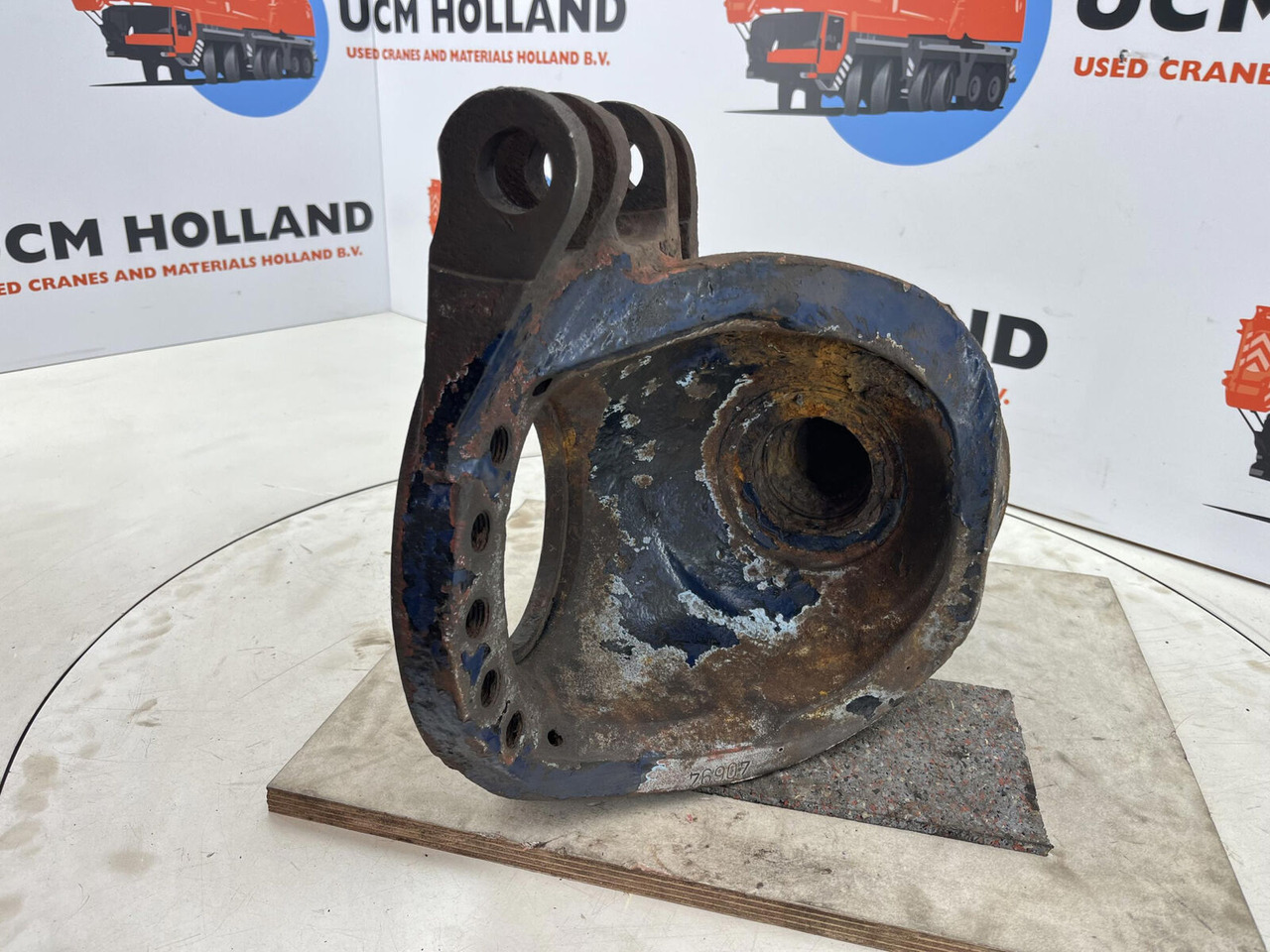 Grove GMK Steering knuckle 12 holes - Рукавец за Мобилен кран: слика 4 Grove GMK Steering knuckle 12 holes - Рукавец за Мобилен кран: слика 4