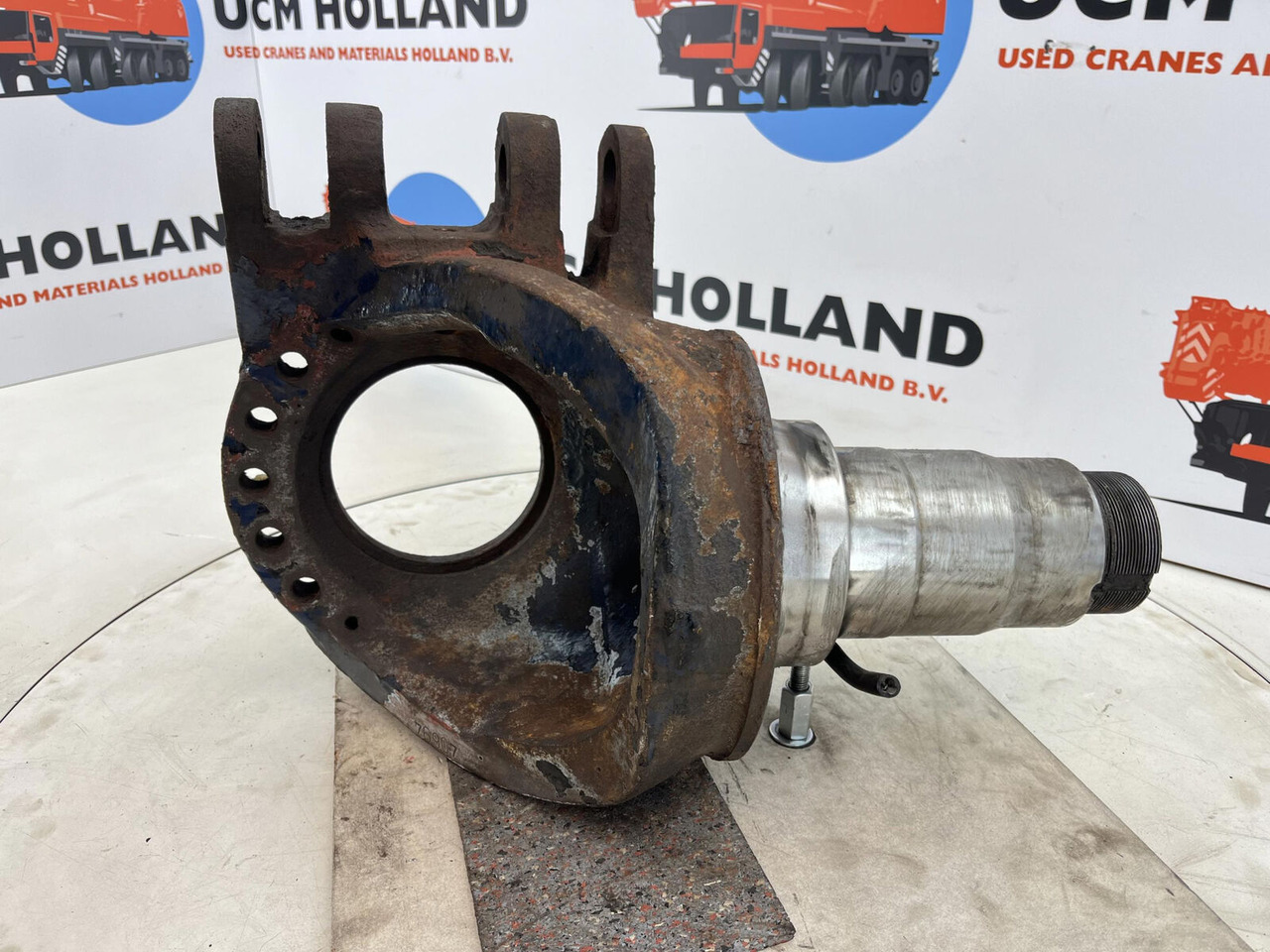 Grove GMK Steering knuckle 12 holes - Рукавец за Мобилен кран: слика 5 Grove GMK Steering knuckle 12 holes - Рукавец за Мобилен кран: слика 5