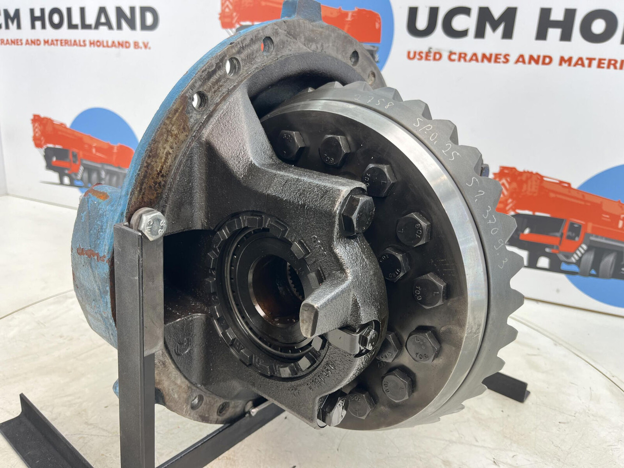 Kessler End differential 18x35 - Диференцијален запчаник на брзина за Мобилен кран: слика 1 Kessler End differential 18x35 - Диференцијален запчаник на брзина за Мобилен кран: слика 1