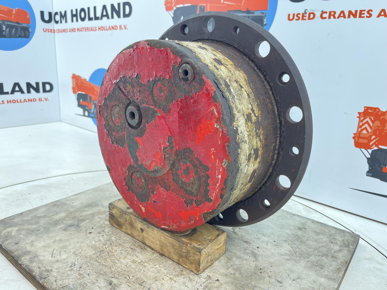 Kessler planetary gear 21-21-63-40-4pl-H140-46 - Конечен редуктор за Кран: слика 2 Kessler planetary gear 21-21-63-40-4pl-H140-46 - Конечен редуктор за Кран: слика 2