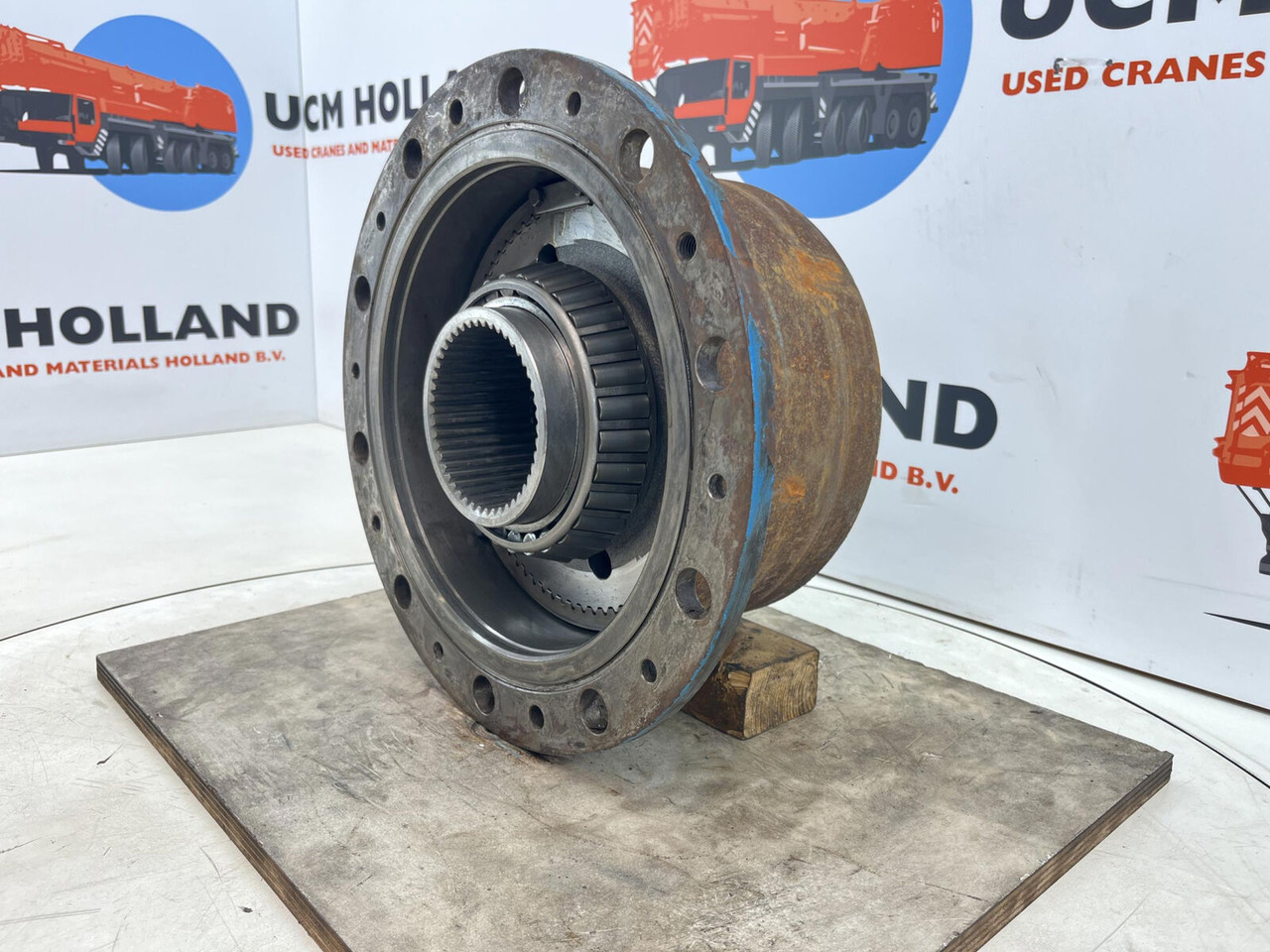 Kessler planetary gear 22-25-74-40-4pl-H172-46 - Конечен редуктор за Кран: слика 3 Kessler planetary gear 22-25-74-40-4pl-H172-46 - Конечен редуктор за Кран: слика 3