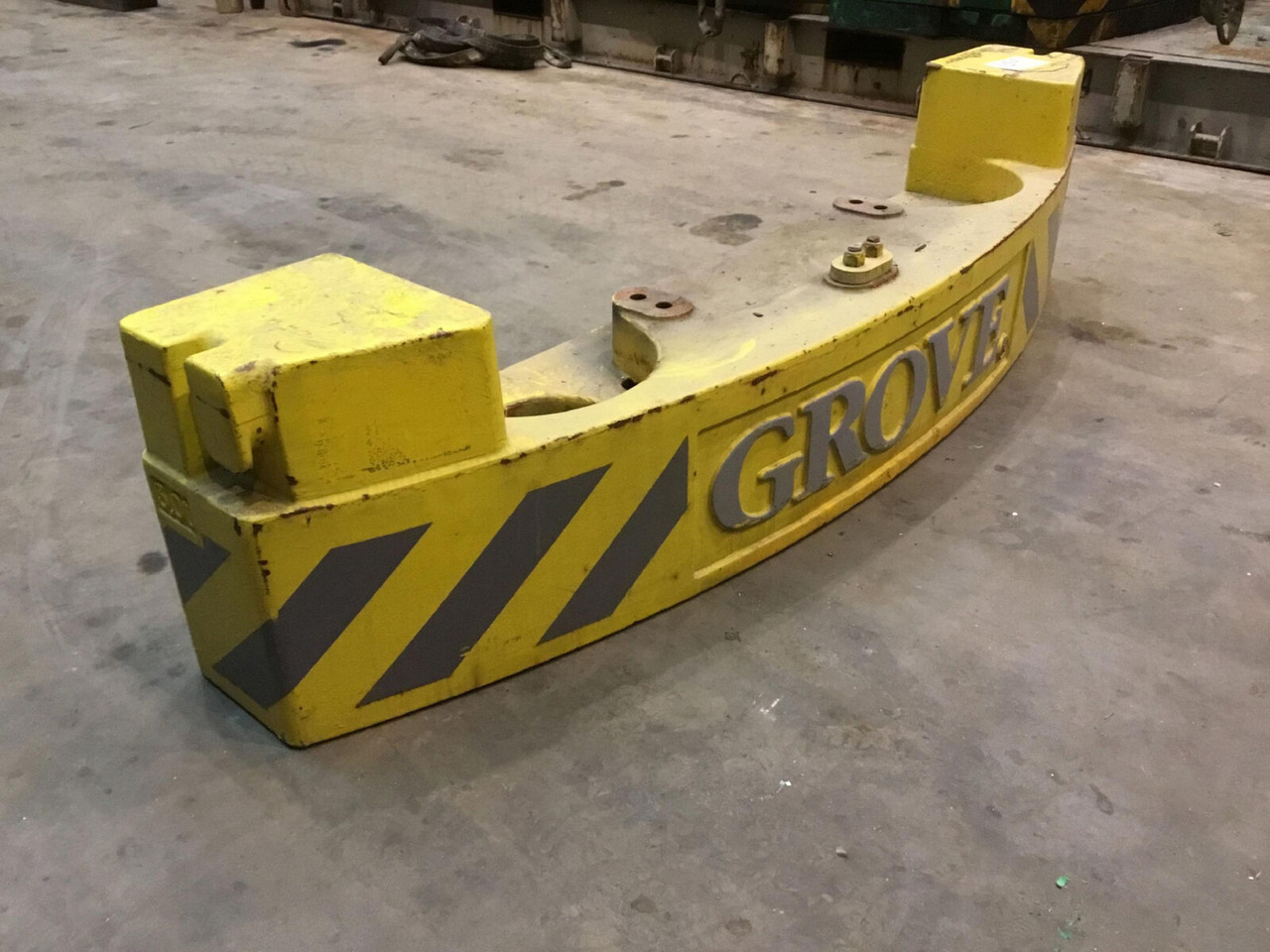 Krupp GMK 2035 counterweight 3.0 ton - Противтежа за Мобилен кран: слика 2 Krupp GMK 2035 counterweight 3.0 ton - Противтежа за Мобилен кран: слика 2