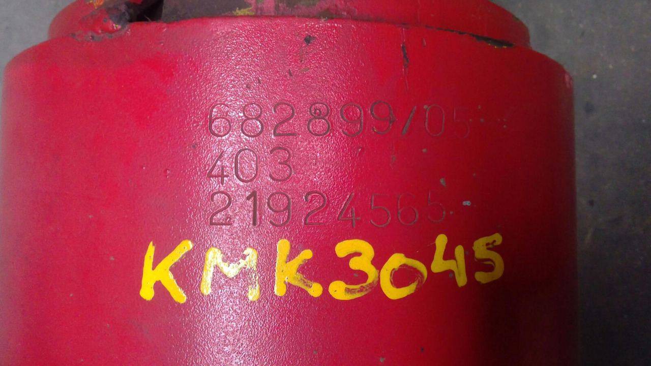 Krupp KMK 3045 boom cylinder - Хидрауличен цилиндар за Мобилен кран: слика 5 Krupp KMK 3045 boom cylinder - Хидрауличен цилиндар за Мобилен кран: слика 5