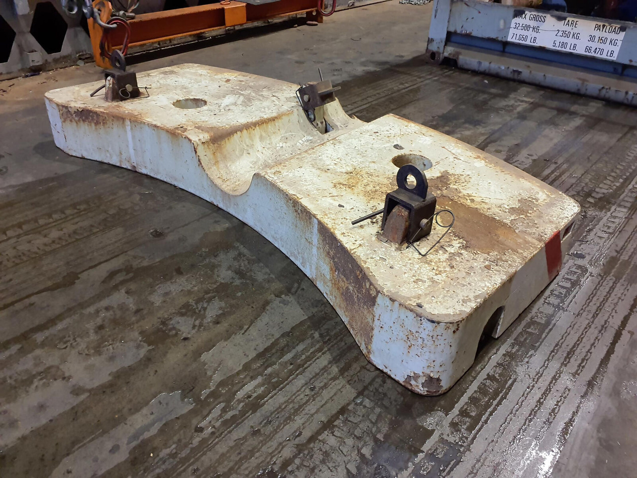 Krupp KMK 4080-5110-5120 counterweight 5,8 ton - Противтежа за Мобилен кран: слика 4 Krupp KMK 4080-5110-5120 counterweight 5,8 ton - Противтежа за Мобилен кран: слика 4