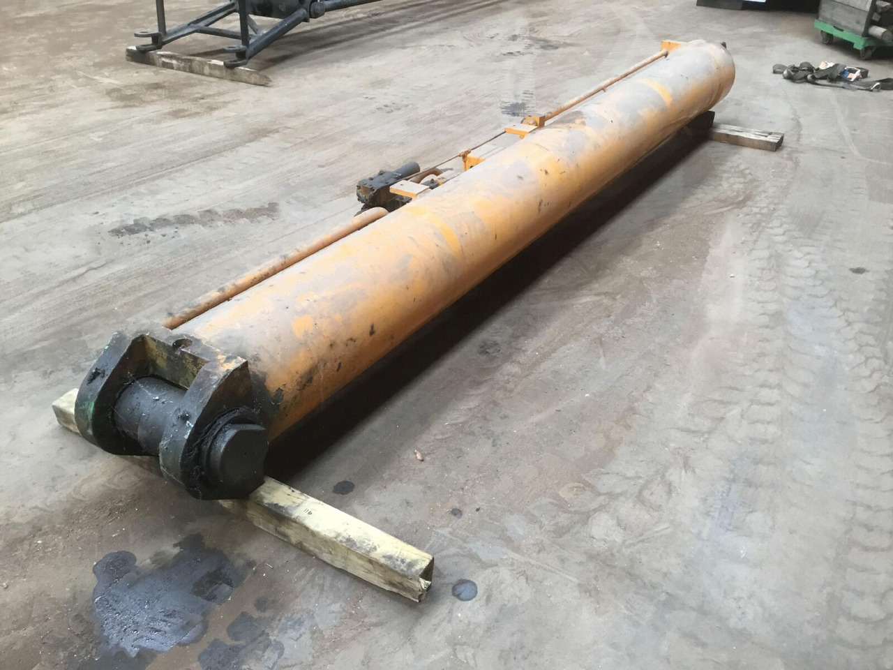 Krupp KMK 5100 boom cylinder - Хидрауличен цилиндар за Мобилен кран: слика 1 Krupp KMK 5100 boom cylinder - Хидрауличен цилиндар за Мобилен кран: слика 1