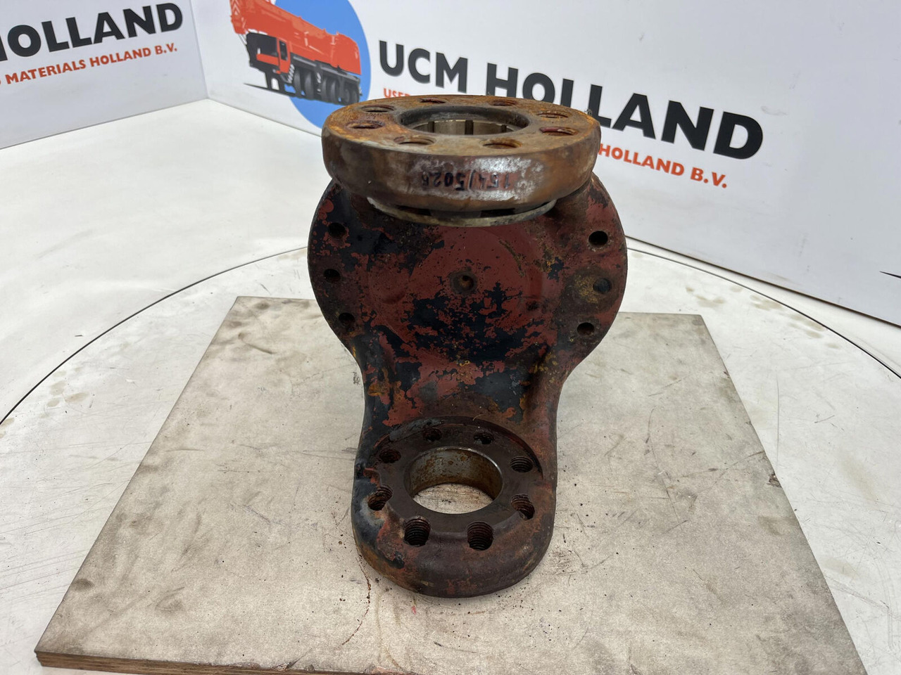 Liebherr LT 1090 Steering knuckle 16 holes - Рукавец за Мобилен кран: слика 5 Liebherr LT 1090 Steering knuckle 16 holes - Рукавец за Мобилен кран: слика 5