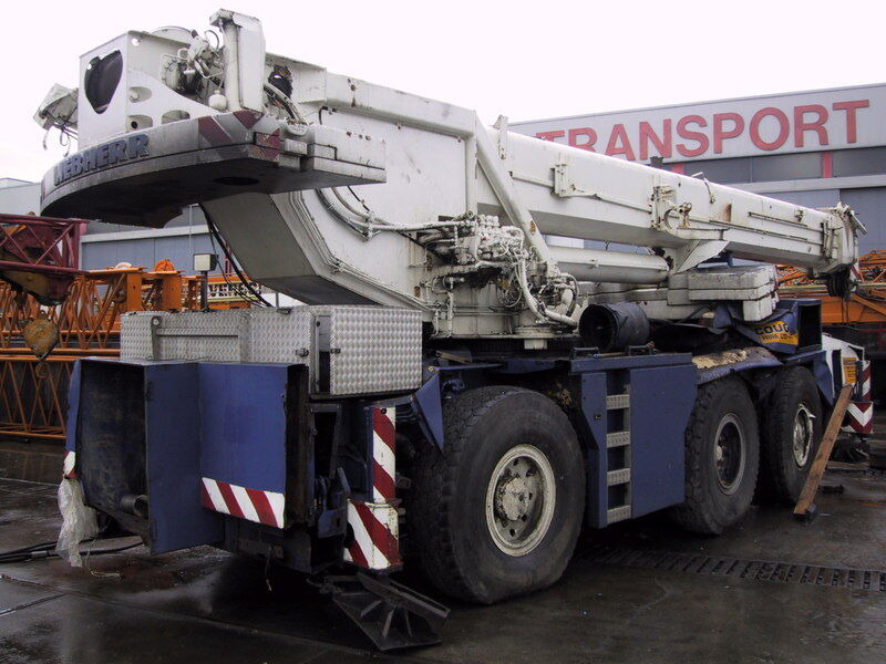 Liebherr LTM 1050/1 for parts - Кран за секакви терени: слика 2 Liebherr LTM 1050/1 for parts - Кран за секакви терени: слика 2