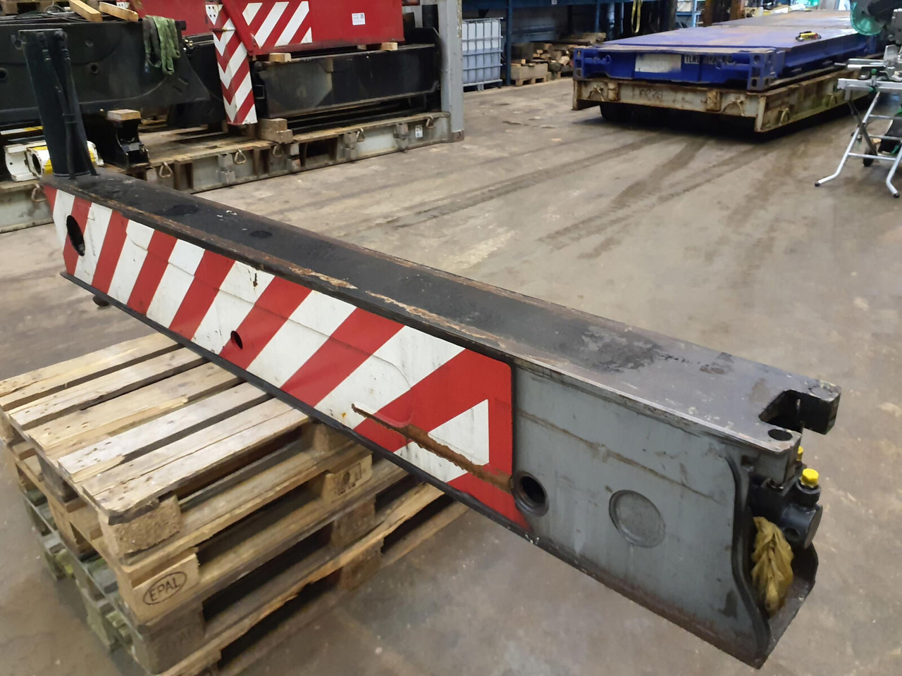 Liebherr LTM 1080-1 sliding beam complete front - Суспензија за Кран: слика 4 Liebherr LTM 1080-1 sliding beam complete front - Суспензија за Кран: слика 4
