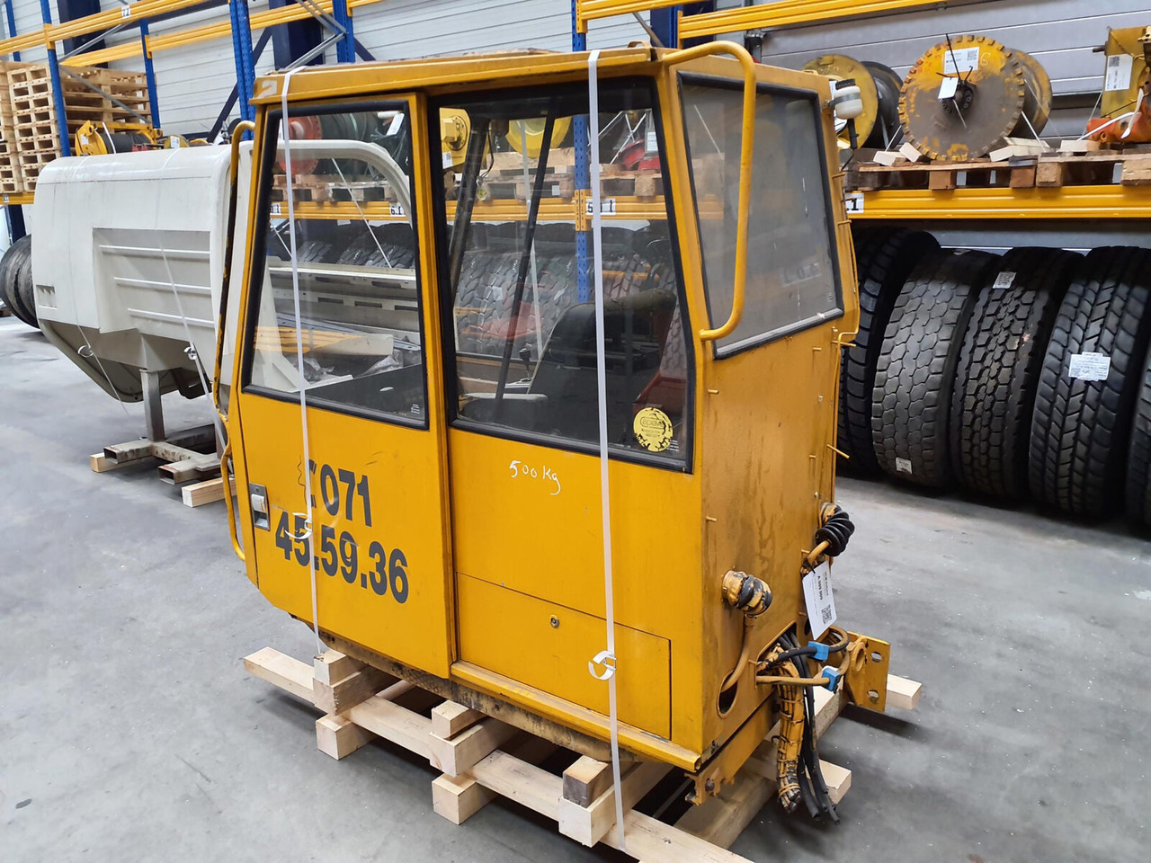 Liebherr LTM 1140 upper cabin - Кабина за Мобилен кран: слика 1 Liebherr LTM 1140 upper cabin - Кабина за Мобилен кран: слика 1