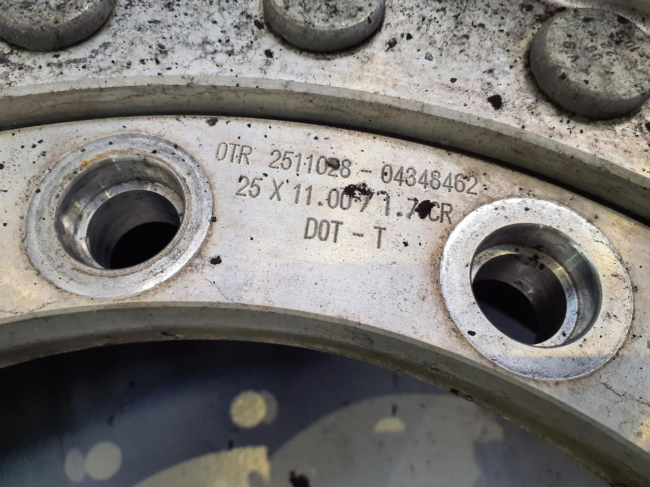 Michelin Wheel 445/95R25 12 9 2p alu - Комплетно тркало за Кран: слика 4 Michelin Wheel 445/95R25 12 9 2p alu - Комплетно тркало за Кран: слика 4