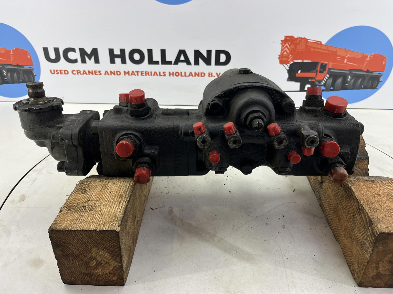 Steering box 210bar - Управувачки механизам за Кран: слика 5 Steering box 210bar - Управувачки механизам за Кран: слика 5