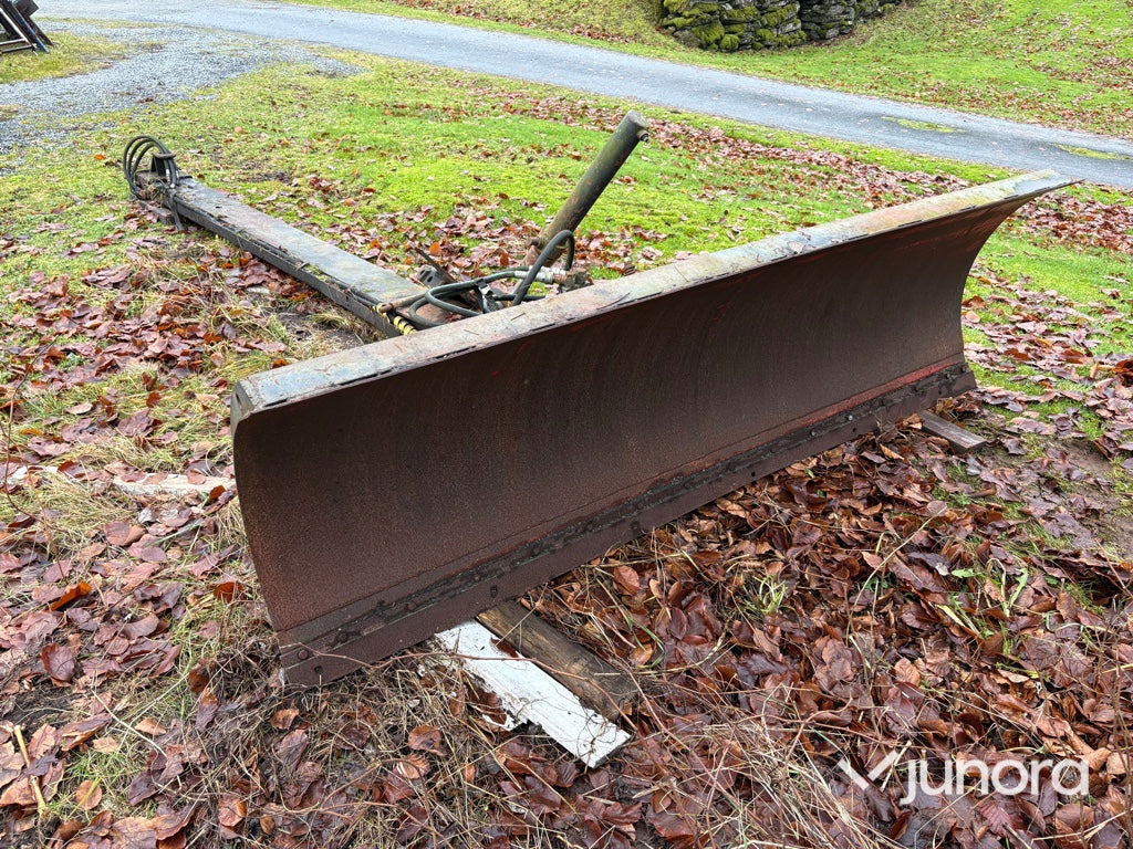 Snöplog - Vreten, med bom - Друга машина: слика 2 Snöplog - Vreten, med bom - Друга машина: слика 2