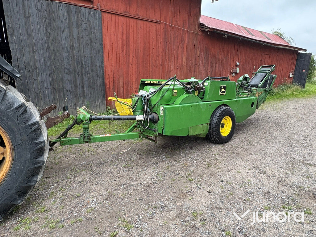 Hårdpress - John Deere 359, småbalar - Балирка за квадратни бали: слика 2 Hårdpress - John Deere 359, småbalar - Балирка за квадратни бали: слика 2