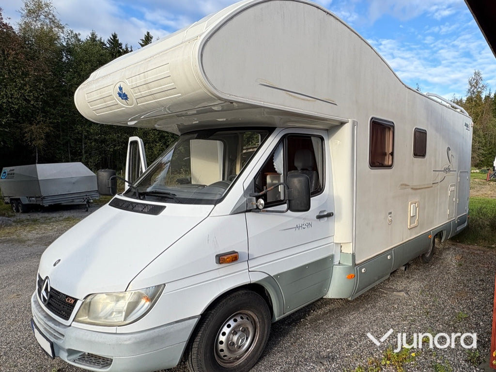 Husbil Mercedes-Benz AH CA 696 - Алковен кампер: слика 1 Husbil Mercedes-Benz AH CA 696 - Алковен кампер: слика 1