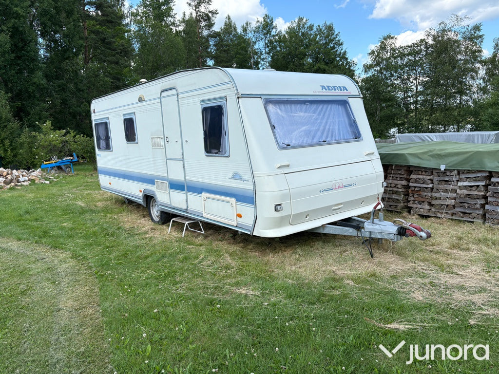 Husvagn - Adria - Камп приколка: слика 4 Husvagn - Adria - Камп приколка: слика 4
