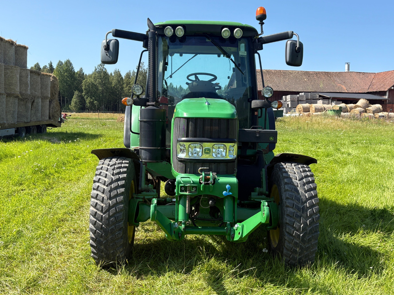 John Deere 6330 - Трактор: слика 3 John Deere 6330 - Трактор: слика 3