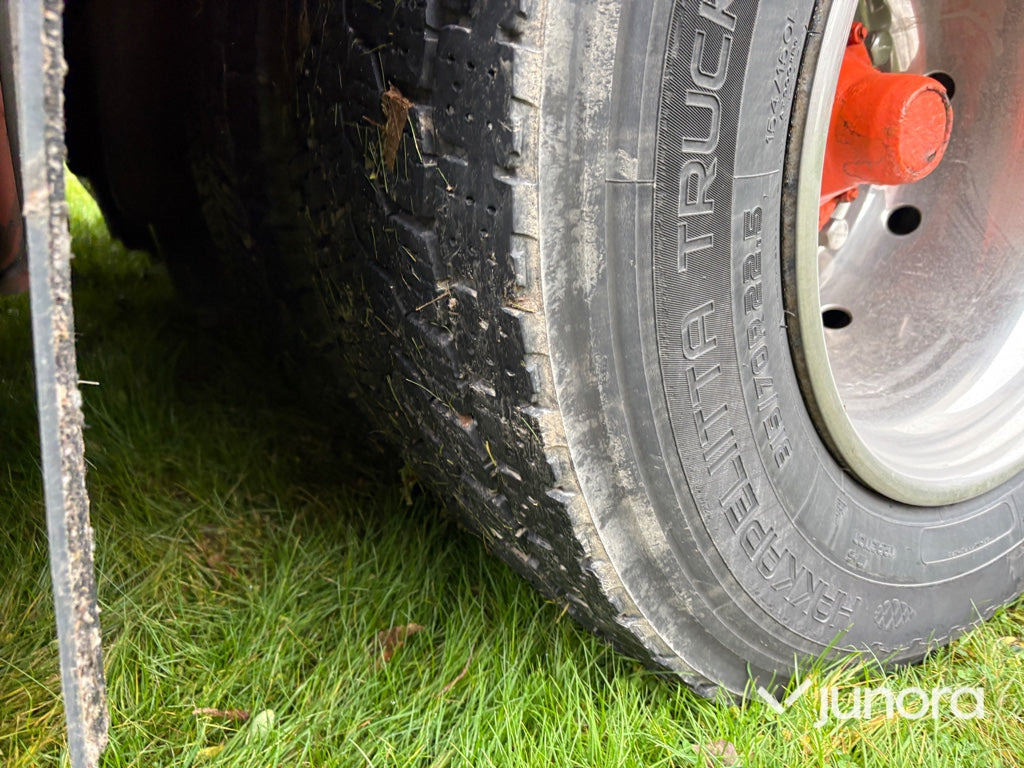 Камион сандучар Skåpbil - Scania R410LB: слика 19