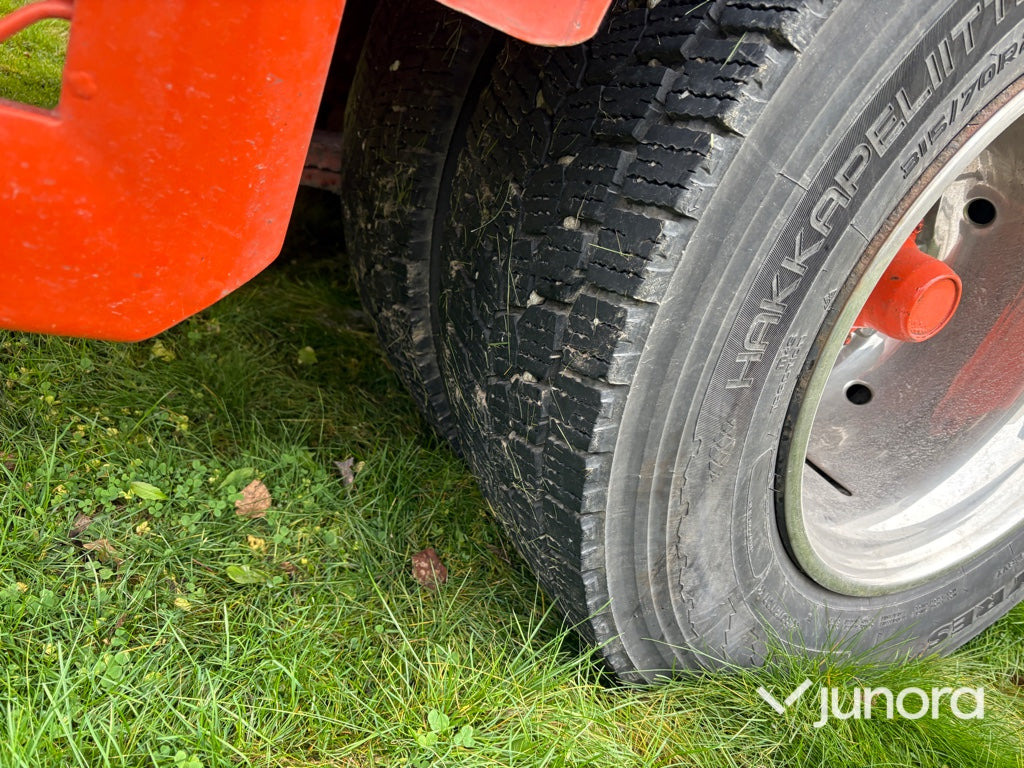 Камион сандучар Skåpbil - Scania R410LB: слика 18