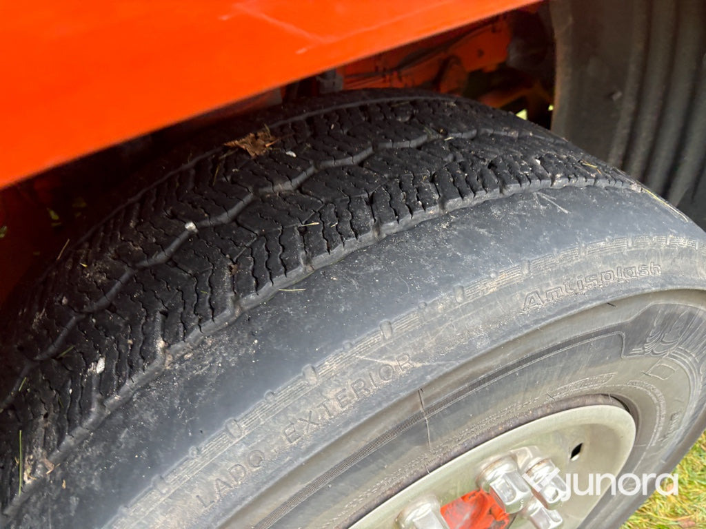 Камион сандучар Skåpbil - Scania R410LB: слика 20