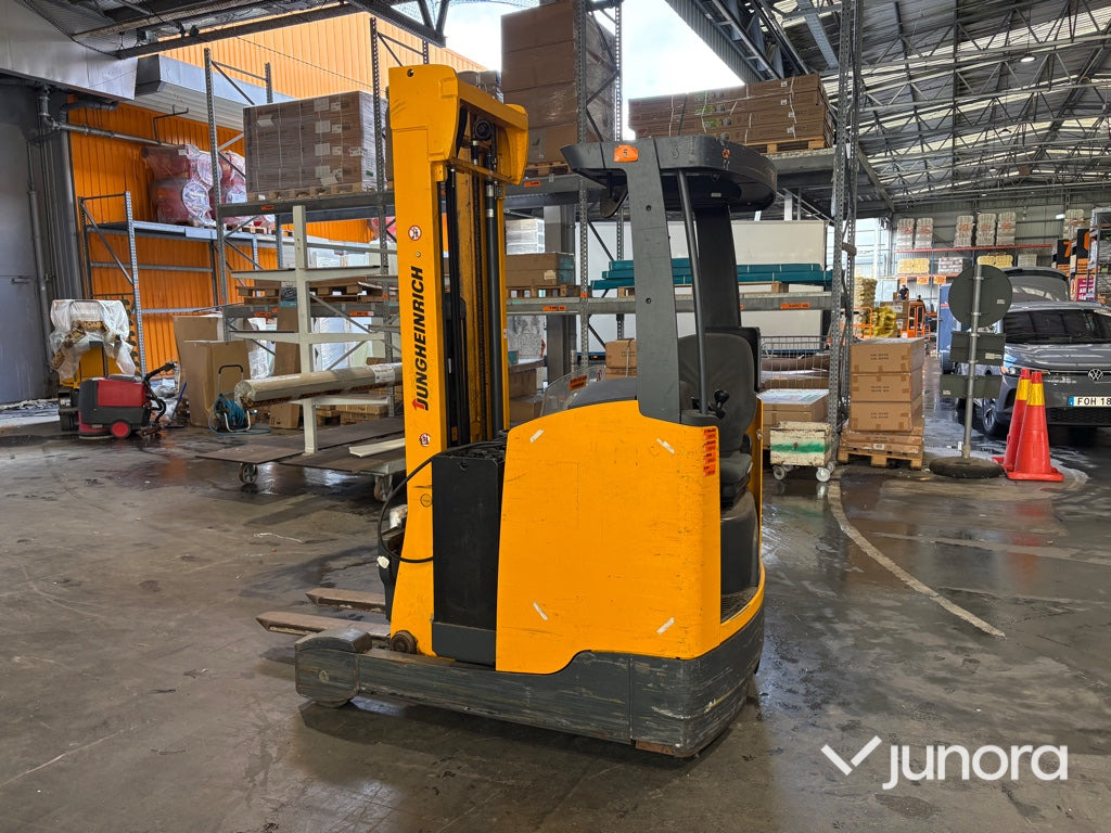 Skjutstativtruck - Jungheinrich - Вилушкар со подигнување: слика 1 Skjutstativtruck - Jungheinrich - Вилушкар со подигнување: слика 1