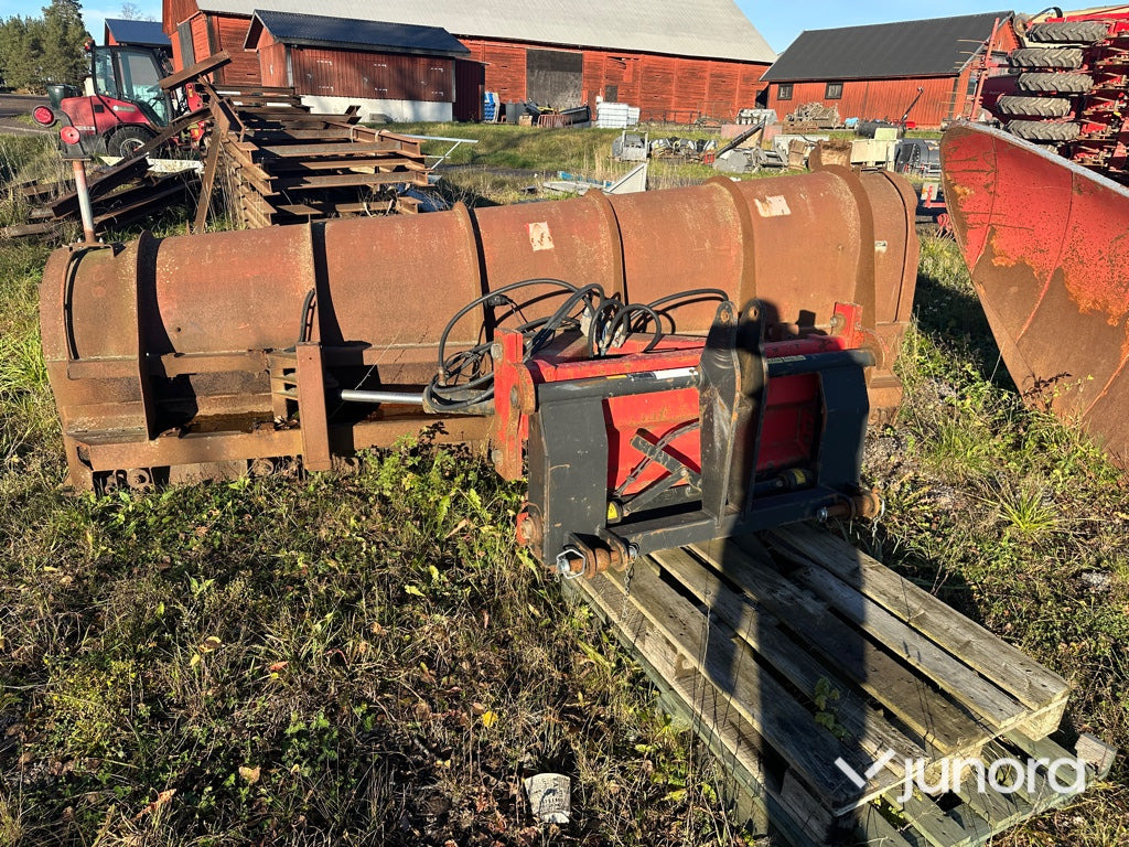 Snöplog - Diagonal - Плуг за чистење снег: слика 5 Snöplog - Diagonal - Плуг за чистење снег: слика 5