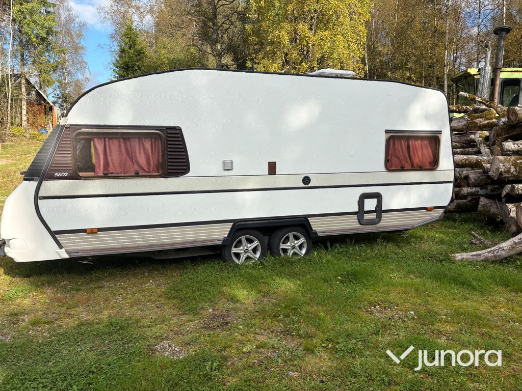 Solifer 5602i - Камп приколка: слика 2 Solifer 5602i - Камп приколка: слика 2